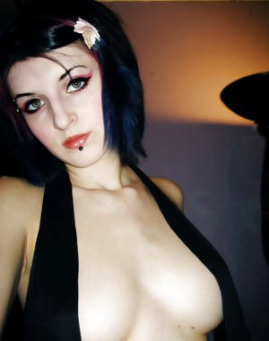 Emo Girls Pictures